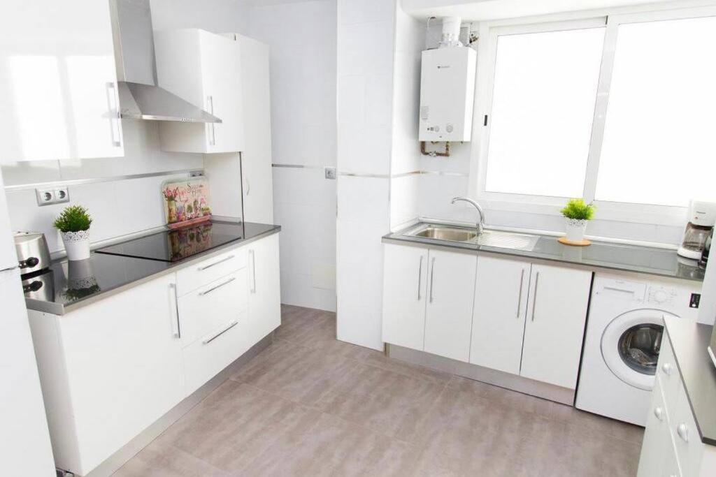 Piso Junto A La Catedral, 4-5 Personas Διαμέρισμα Μάλαγα Εξωτερικό φωτογραφία